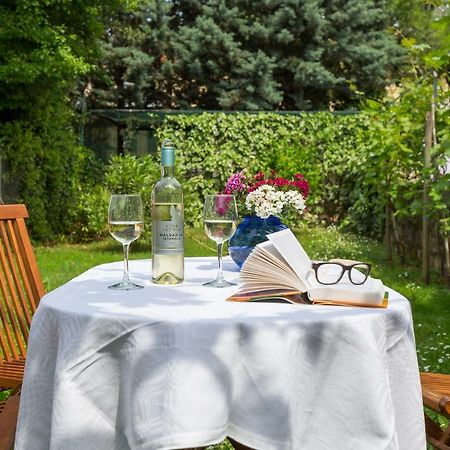 Casa Flora 3-Minutes' Walk From The Beach Novigrad  Bagian luar foto