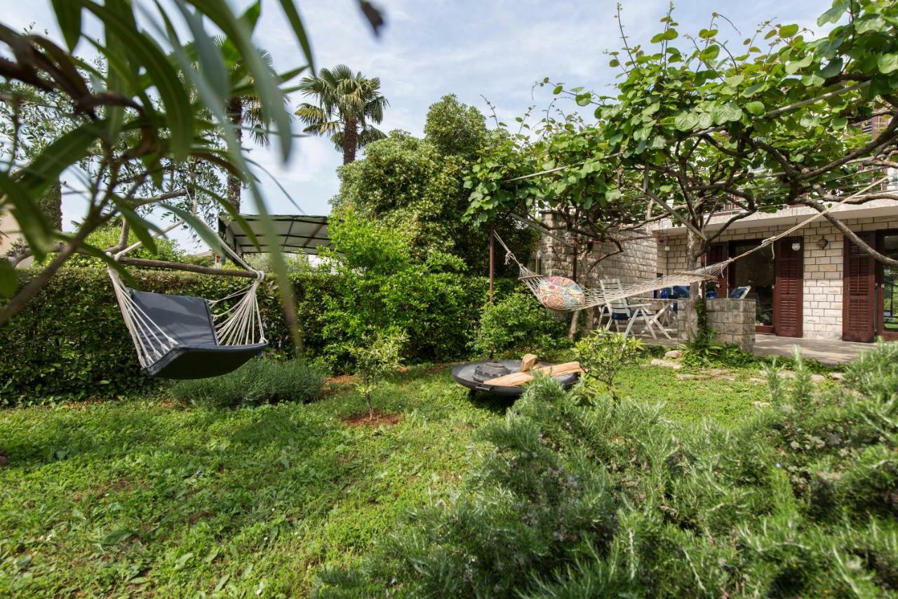Casa Flora 3-Minutes' Walk From The Beach Novigrad  Bagian luar foto