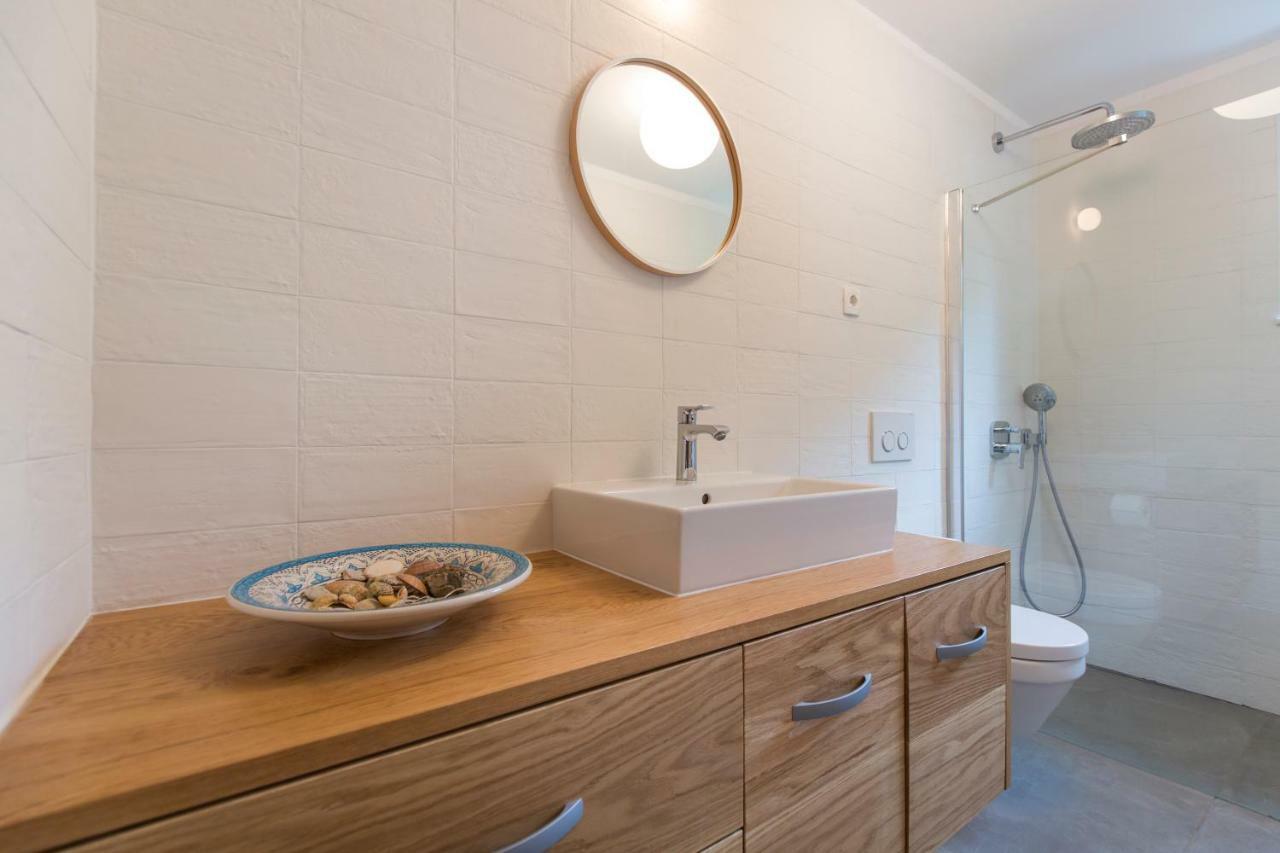 Casa Flora 3-Minutes' Walk From The Beach Novigrad  Bagian luar foto