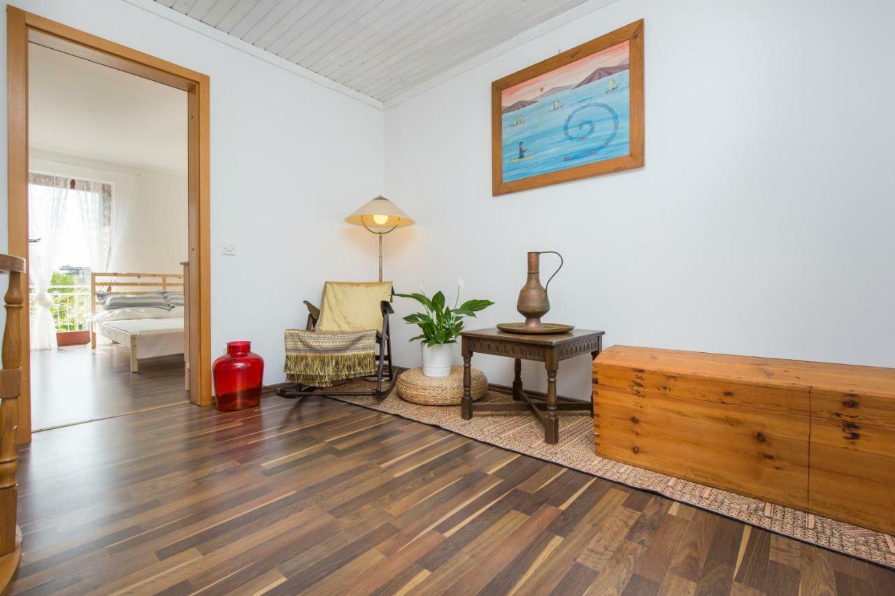 Casa Flora 3-Minutes' Walk From The Beach Novigrad  Bagian luar foto