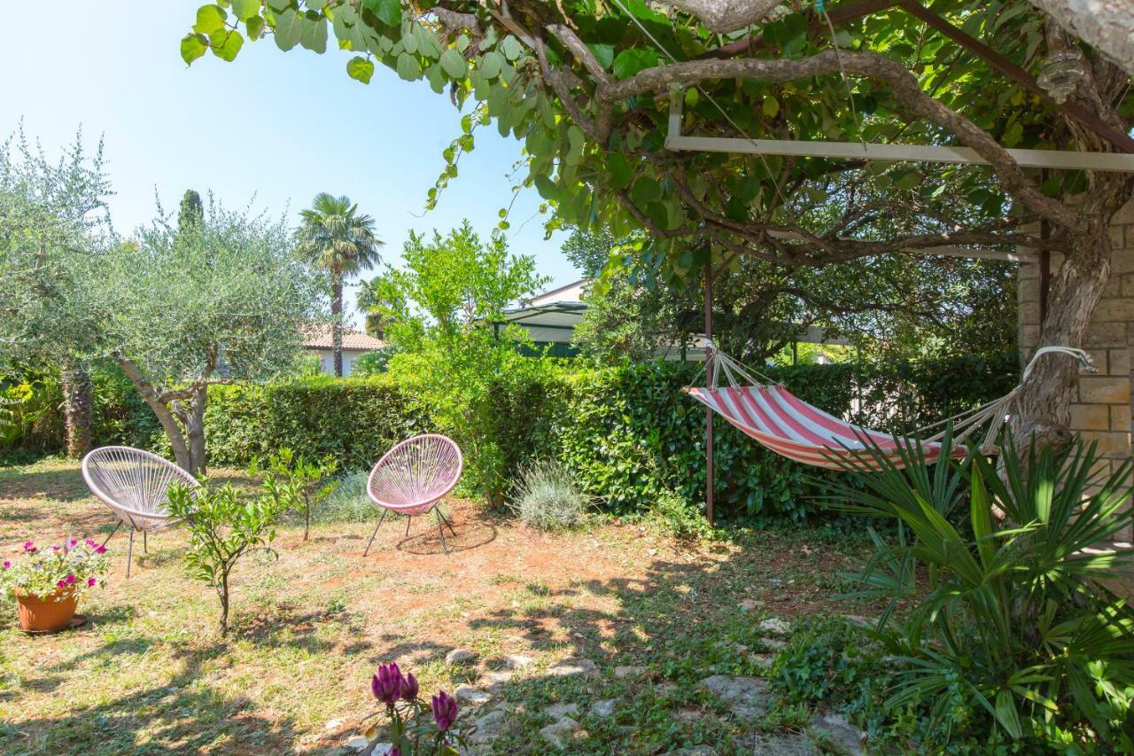 Casa Flora 3-Minutes' Walk From The Beach Novigrad  Bagian luar foto