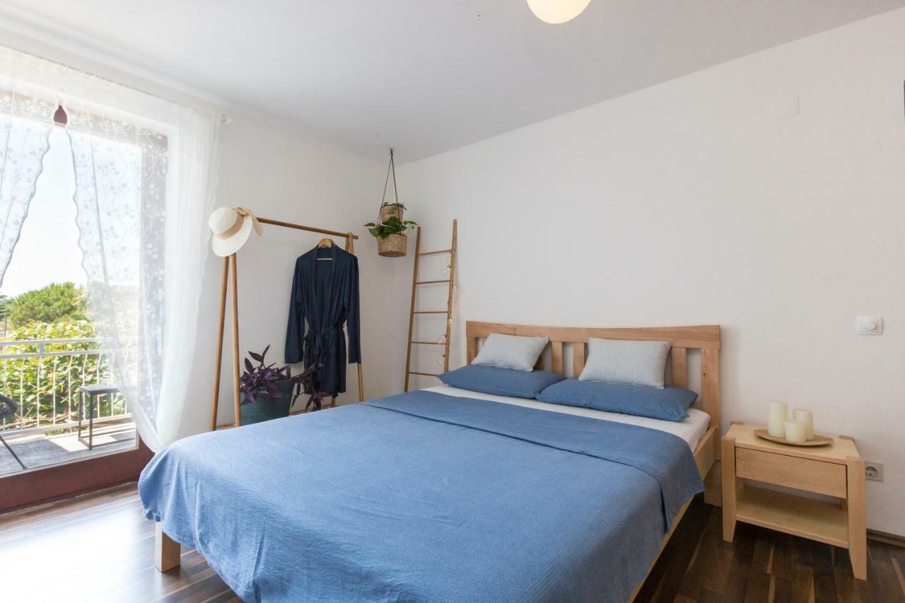 Casa Flora 3-Minutes' Walk From The Beach Novigrad  Bagian luar foto