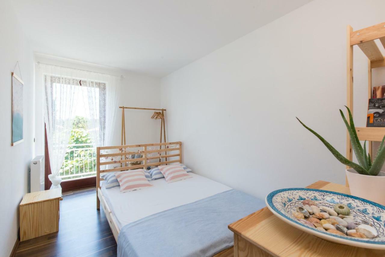 Casa Flora 3-Minutes' Walk From The Beach Novigrad  Bagian luar foto